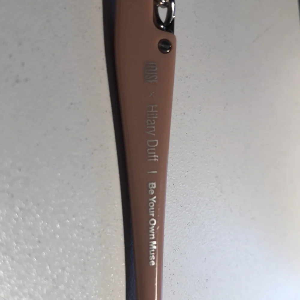 Sunglasses - Picture 3 of 3